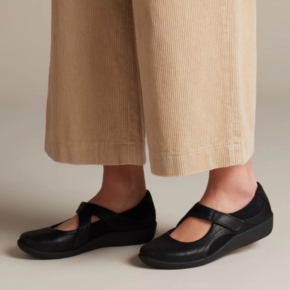 Clarks Cloudsteppers Sillian Bella Nubuck Leather Mary Jane Shoes Black Size 7